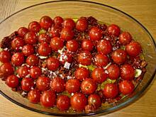 Fot. tineczka, Rolady z piersi kurczaka z serem mozzarella,pomidorami koktailowymi i octem balsamico