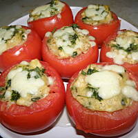 Zapiekane nadziewane pomidory