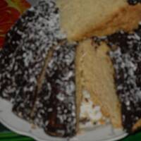 Babka z czekoladową polewą