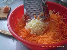 Fot. Teresa.Marcjan, Surówka prosta z marchewki i jabłek