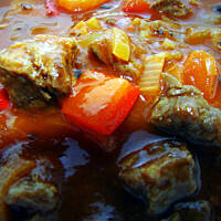 Gulasz wołowy na sposób "Czav"