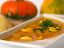 Fot. Wkn, Zupa dyniowa z kurczakiem