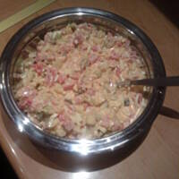 Pyszna kolorowa sałatka