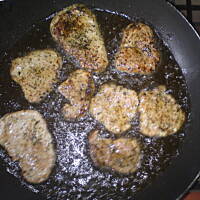 polędwica w sosie śmietankowo- pietruszkowym