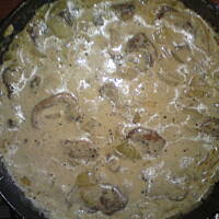 polędwica w sosie śmietankowo- pietruszkowym