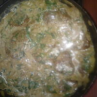 polędwica w sosie śmietankowo- pietruszkowym