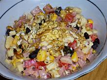 Fot. niebieska-różyczka, Sałatka z orzechami i gruszką