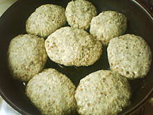 Fot. ezelka, Kotlety z kaszy gryczanej