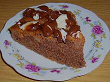 Fot. niebieska-różyczka, Ciasto z jabłkami i polewą czekoladową