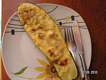 Fot. monique7, Cukinia faszerowana  (przepis od mojej szwagierki)