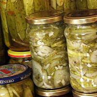 Sałatka z ogórków do słoików.