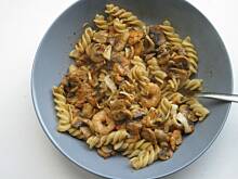 Fot. MoniaKociara, Makaron z owocami morza w sosie pieczarkowym