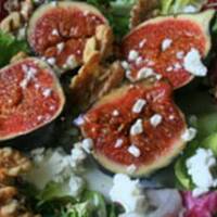 Sałatka ze świeżymi figami i kozim serem