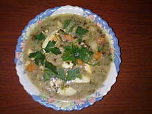 Fot. Kolorowa75, zupa szczawiowa z pulpecikami mięsnymi