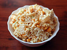 Fot. MAGDAITYLE, Sałatka "Kurczak curry"