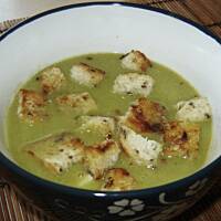 Zielona zupa krem