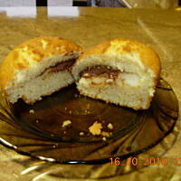 Muffinki z budyniem i czekoladą