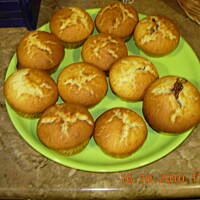 Muffinki z budyniem i czekoladą