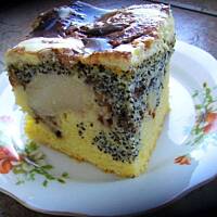 Ciasto fale dunaju z jabłkami i makiem