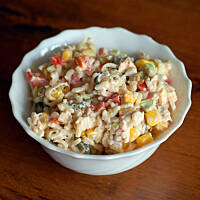 Sałatka "Kolorowy tuńczyk"