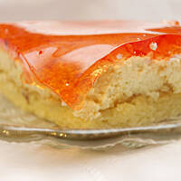 Sernik na zimno z galaretką