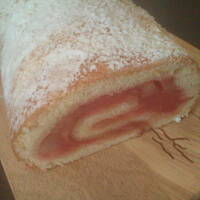 Rolada biszkoptowa z masą jabłkową