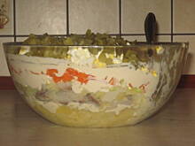 Fot. orzeszek, Sałatka warstwowa ze śledziem