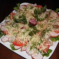 Przekąska z wędzonym kurczakiem.