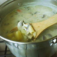 Zupa pieczarkowa z makaronem i chrzanem