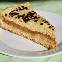 Torcik jabłkowy z ajerkoniakiem