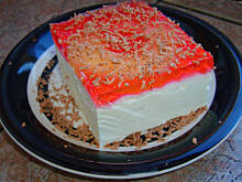 Fot. niebieska-różyczka, Pianka z bitej śmietany z ananasami