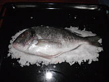 Fot. Lucynao, Ryba pieczona w grubej soli
