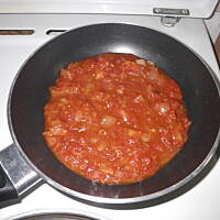 Jajka sadzone w pomidorach