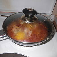 Jajka sadzone w pomidorach