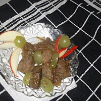 Wątróbki drobiowe z winogronami