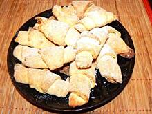 Fot. agus2404, Rogaliki drożdżowe na jogurcie greckim, z czekoladą, mojeAM