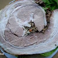 Aromatyczna rolada z boczku