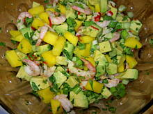 Fot. tineczka, Salatka z krewetek z mango i chili