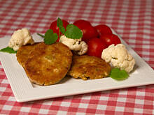 Fot. Wkn, Kotlety kalafiorowe z jajem