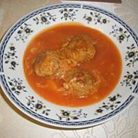 Pulpety w sosie z kapustą włoską