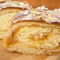 Strucla brzoskwiniowa