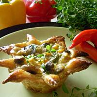 Późnojesienne kwiaty z grzybami