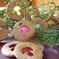 Kruche ciastka korzenne z witrażykami