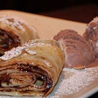 Czekoladowe naleśniki z lodami