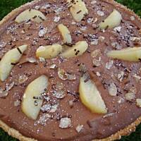 Tarta z musem czekoladowym i gruszkami
