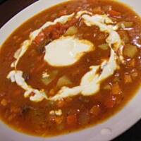 Rozgrzewająca zupa gulaszowa