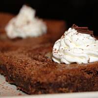 Czekoladowe kwadraciki z gruszką