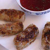 Sajgonki z kapusta kiszoną i barszczem