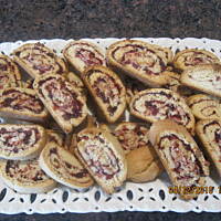 ciasteczka roladki z masa zurawinowa