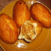 Drożdżowe pierogi smażone